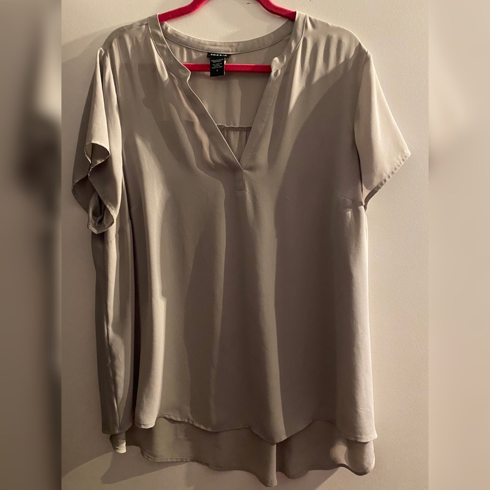 Simple Chic Blouse